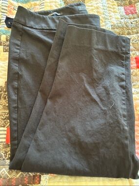 Talbots Black Women's Capris - Straight Leg